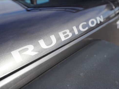 Used 2016 Jeep Wrangler Unlimited Rubicon w/ Connectivity Group image 38