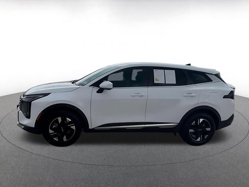 Used 2026 Kia Sportage LX FWD image 9