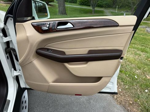 Used 2019 Mercedes-Benz GLS 450 4MATIC w/ Premium 1 Package image 42