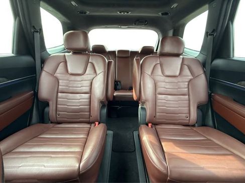 Used 2025 Kia Telluride SX Prestige AWD/4WD image 14