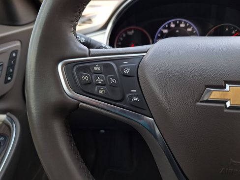 Used 2024 Chevrolet Malibu LT FWD image 16