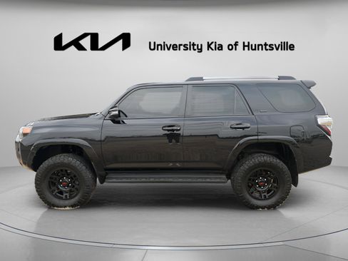 Used 2021 Toyota 4Runner SR5 Premium image 5