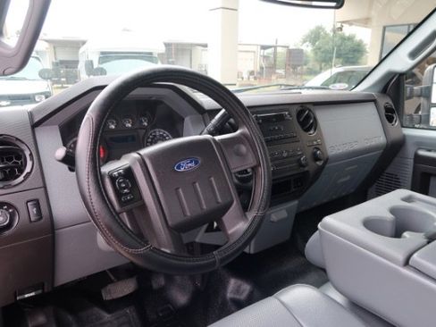 Used 2016 Ford F250 XL w/ Power Equipment Group image 10