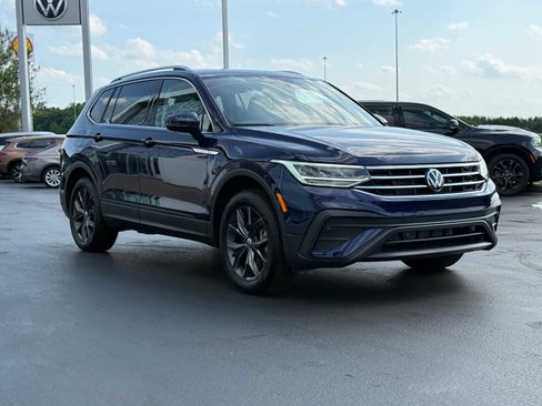 Certified 2023 Volkswagen Tiguan SE AWD/4WD image 3