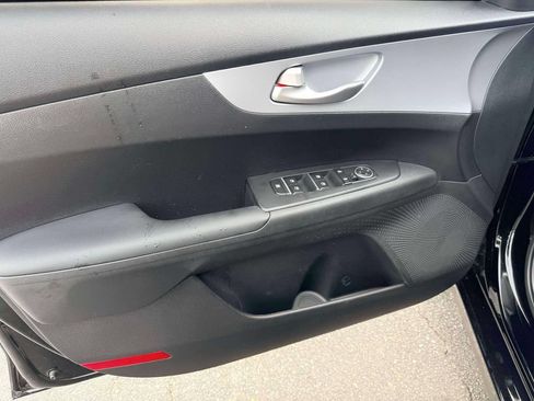 Used 2024 Kia Forte LXS FWD image 15