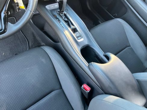 Used 2020 Honda HR-V Sport image 19