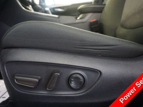 Certified 2025 Toyota RAV4 XLE AWD/4WD image 7