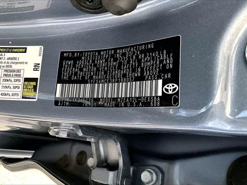 Used 2024 Toyota Corolla SE image 33