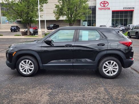 Used 2021 Chevrolet TrailBlazer LS AWD/4WD image 3
