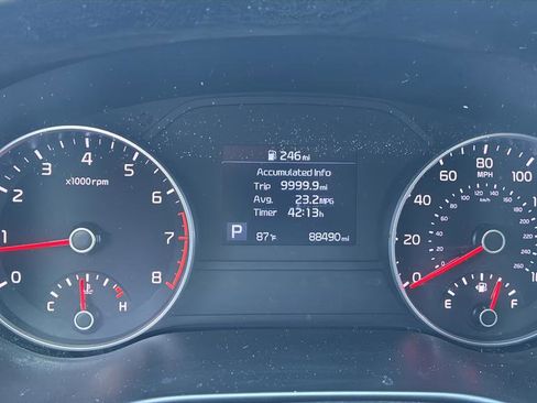 Used 2020 Kia Sportage LX image 25