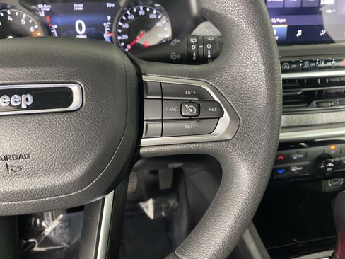 Used 2023 Jeep Compass Sport AWD/4WD image 37
