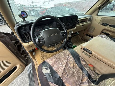 Used 1997 Dodge Ram 2500 Truck 4x4 Club Cab image 11