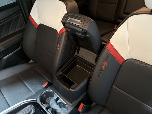 Used 2024 GMC Canyon AT4X image 36