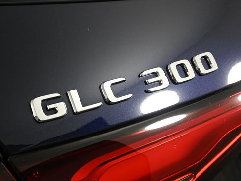 Certified 2023 Mercedes-Benz GLC 300 4MATIC image 27