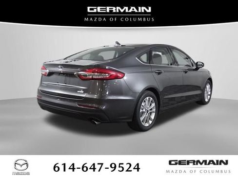 Used 2019 Ford Fusion SE FWD image 7