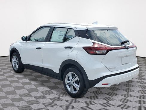 New 2024 Nissan Kicks S image 4