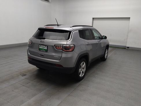 Used 2018 Jeep Compass Latitude w/ Popular Equipment Group image 9