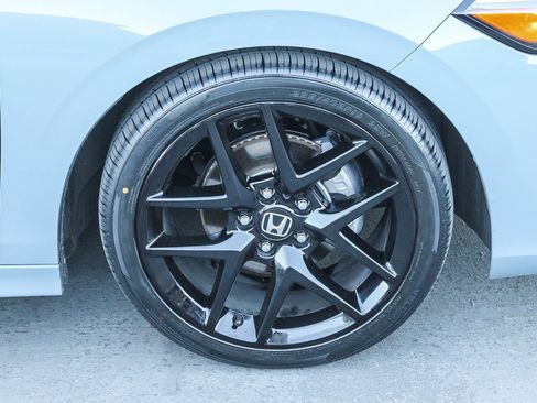 Used 2024 Honda Civic Sport image 12