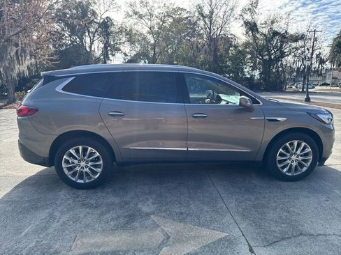 Used 2019 Buick Enclave Essence w/ Trailering Package, 5000 lbs. image 3