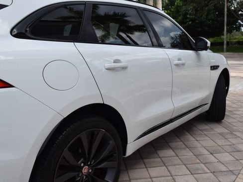 Used 2019 Jaguar F-PACE R-Sport AWD/4WD image 25