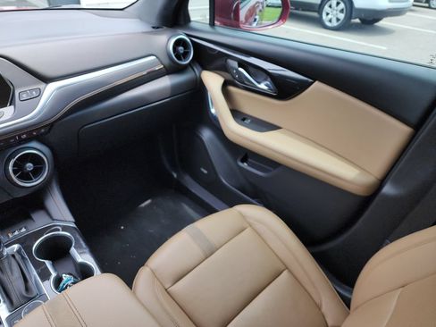 Used 2019 Chevrolet Blazer Premier w/ Driver Confidence II Package FWD image 23