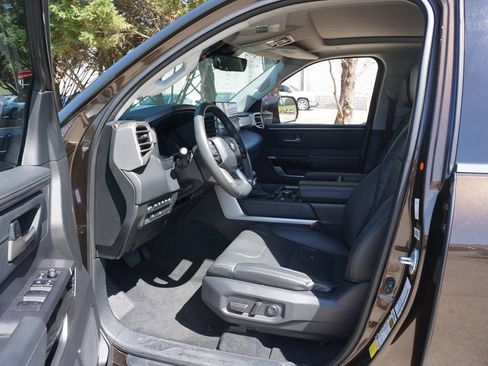 Used 2023 Toyota Tundra Limited w/ Power Package image 2