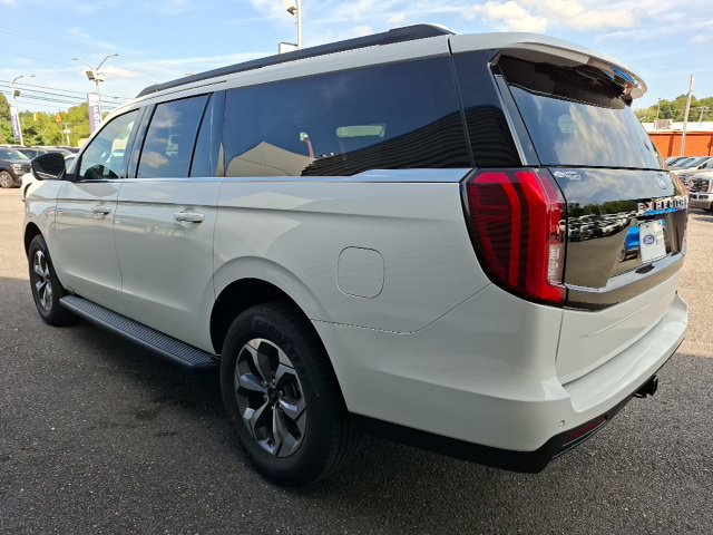 New 2027 Ford Expedition Max Active RWD image 5