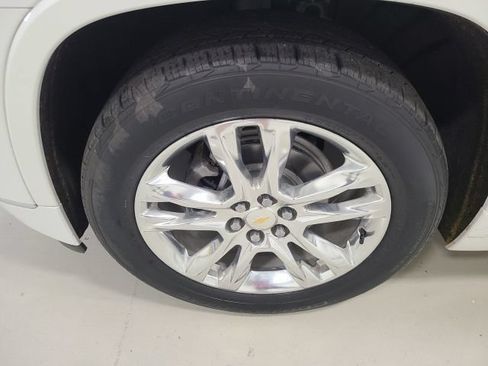 Used 2020 Chevrolet Traverse High Country AWD/4WD image 46