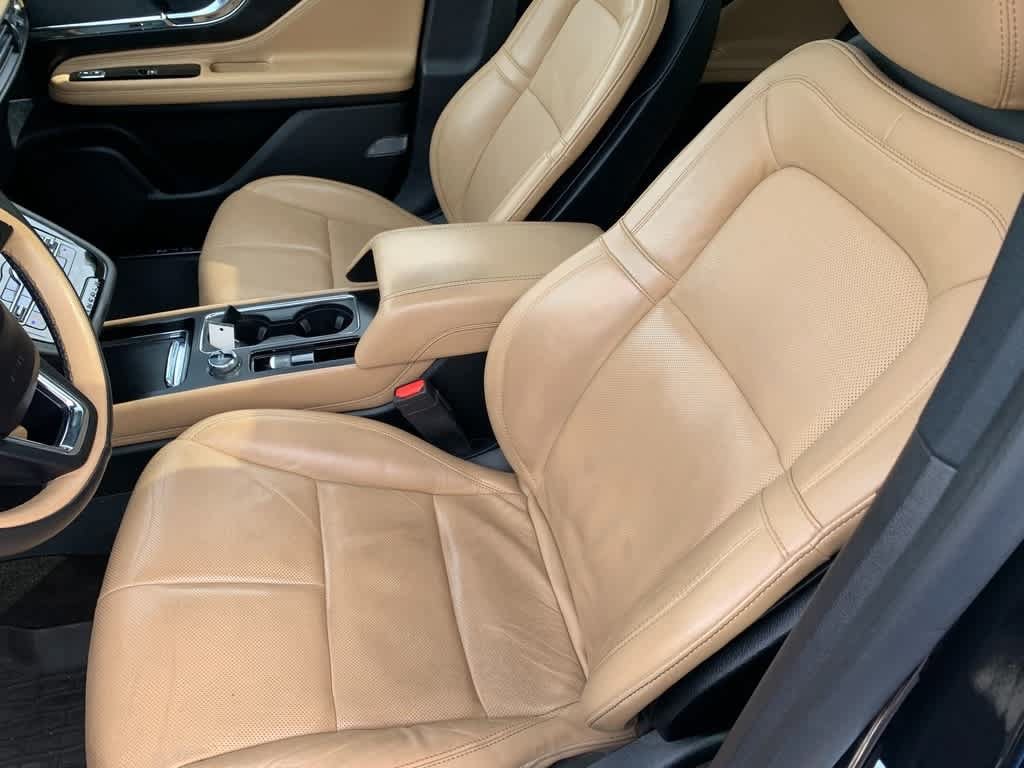 Used 2020 Lincoln Corsair Reserve w/ Equipment Group 201A AWD/4WD image 18