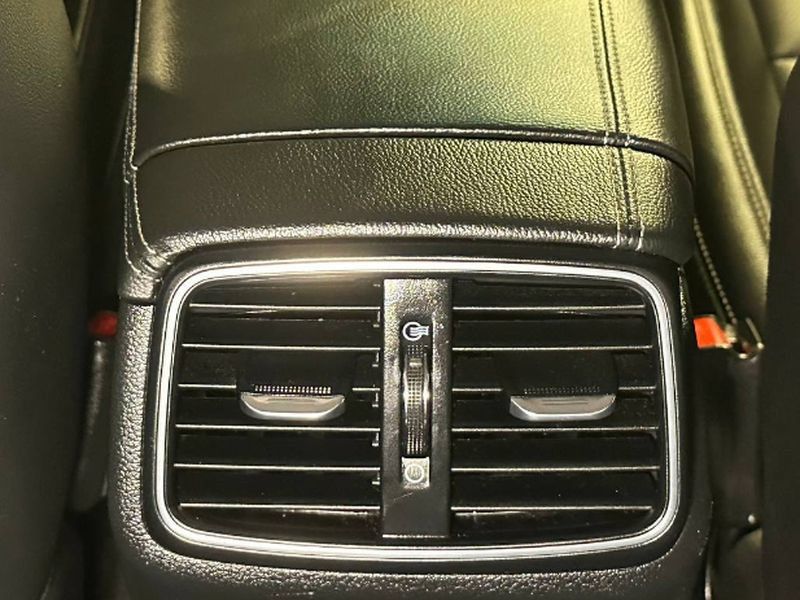 Used 2023 Genesis G70 2.0T AWD/4WD image 35