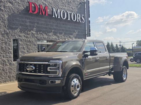 Used 2026 Ford F450 Platinum w/ Platinum Plus Package AWD/4WD image 21