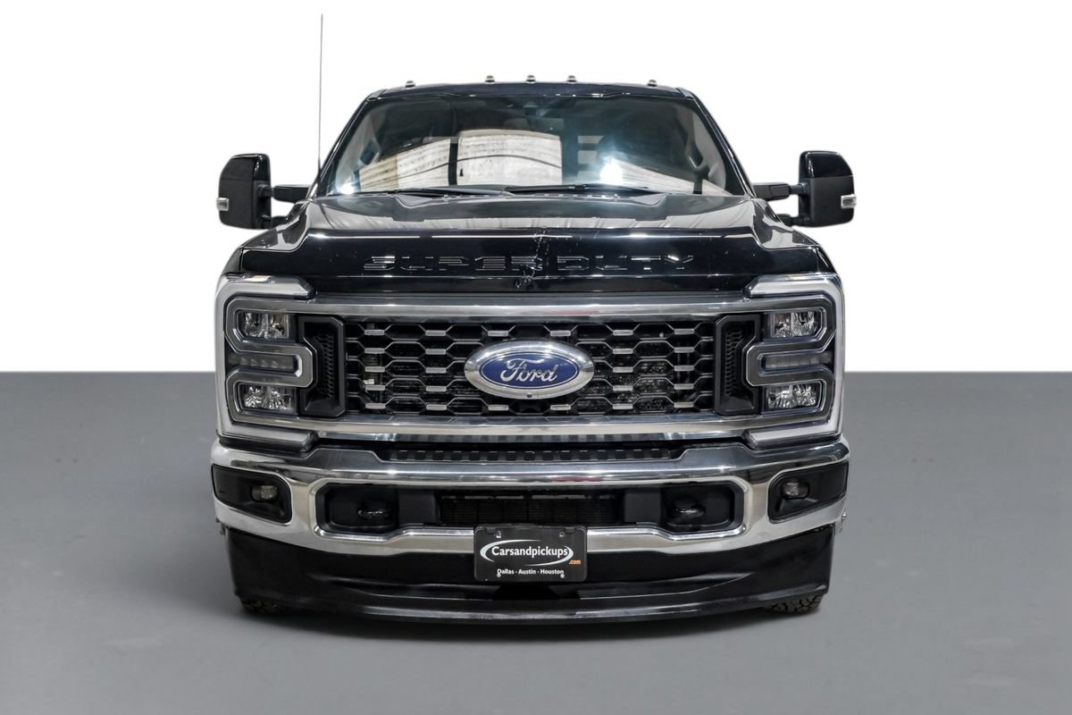 Used 2023 Ford F350 Lariat w/ FX4 Off-Road Package AWD/4WD image 3