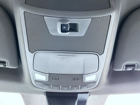 Used 2019 Ford F150 XLT w/ Equipment Group 302A Luxury AWD/4WD image 16