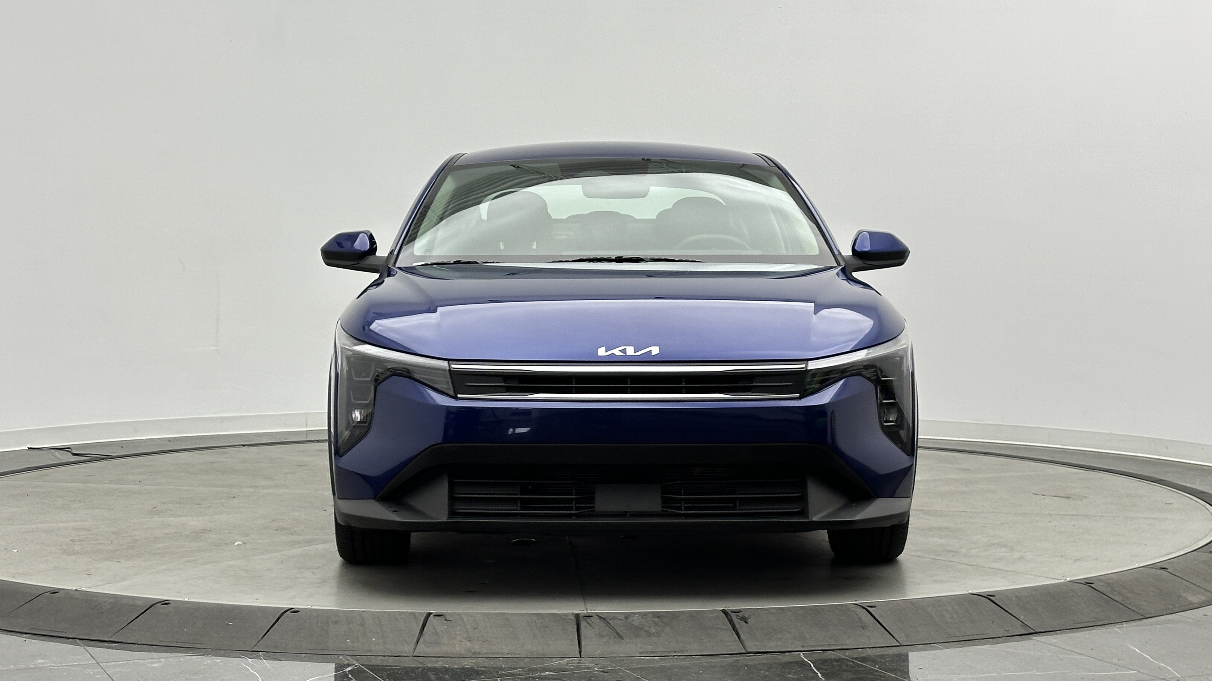 Used 2026 Kia K4 FWD image 2