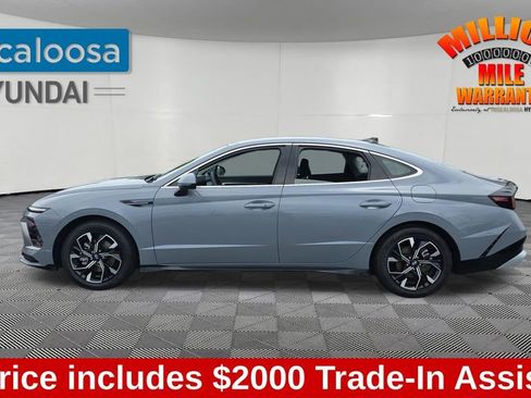 Used 2024 Hyundai Sonata SEL FWD image 4