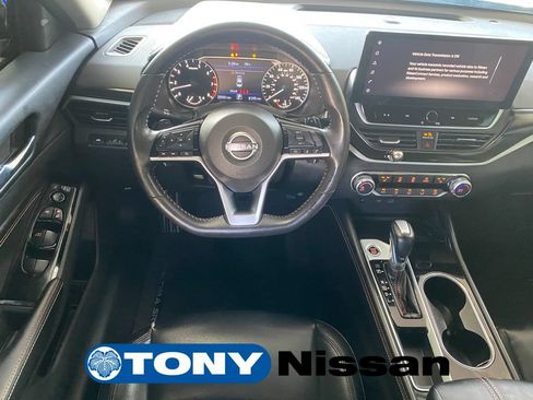 Used 2023 Nissan Altima 2.5 SR w/ SR Premium Package FWD image 30