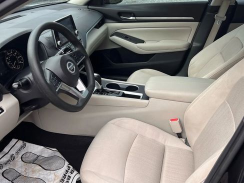Used 2022 Nissan Altima 2.5 SV image 3