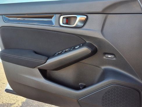Used 2025 Honda Civic Sport image 19