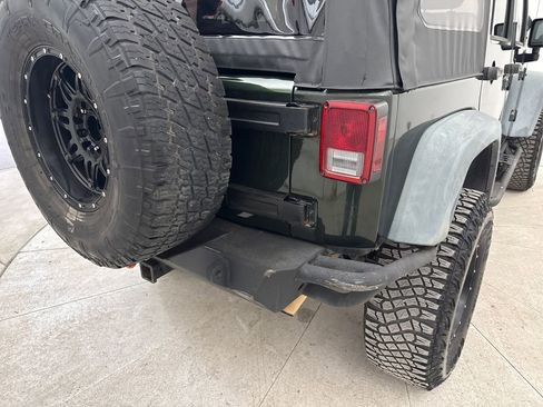 Used 2011 Jeep Wrangler Unlimited Sport image 19