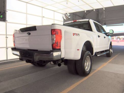 Used 2022 Ford F350 XL w/ STX Appearance Package AWD/4WD image 5