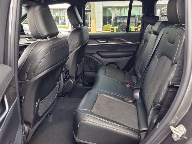 New 2026 Jeep Grand Cherokee Altitude RWD image 12