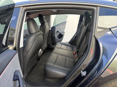 Used 2025 Tesla Model 3 Long Range RWD image 15