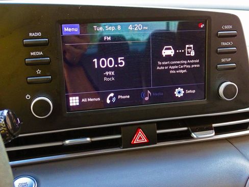 Used 2023 Hyundai Elantra SEL w/ Cargo Package FWD image 20