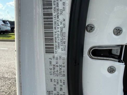 Used 2016 RAM 3500 Tradesman w/ Chrome Appearance Group AWD/4WD image 22