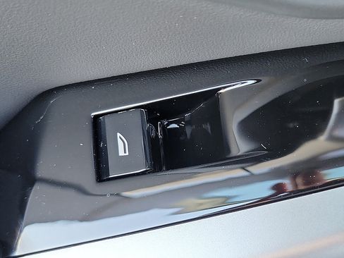 New 2026 BMW 530i w/ M Sport Package RWD image 16