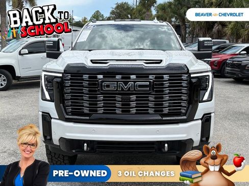 Used 2025 GMC Sierra 2500 Denali Ultimate AWD/4WD image 3