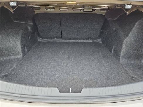 Used 2025 Chevrolet Malibu LT FWD image 5