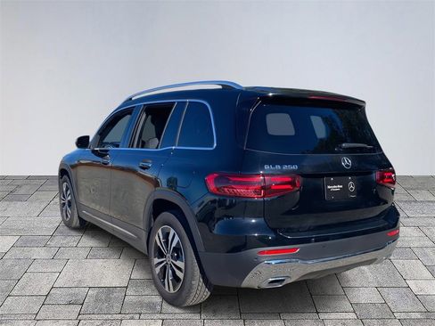 Certified 2025 Mercedes-Benz GLB 250 image 5