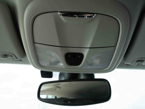 Used 2022 Jeep Cherokee Latitude Lux image 18