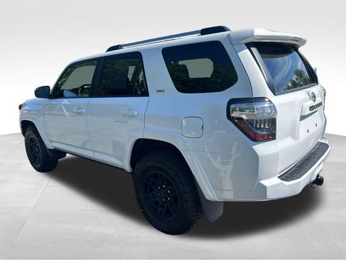 Certified 2024 Toyota 4Runner SR5 Premium w/ Moonroof Package AWD/4WD image 3